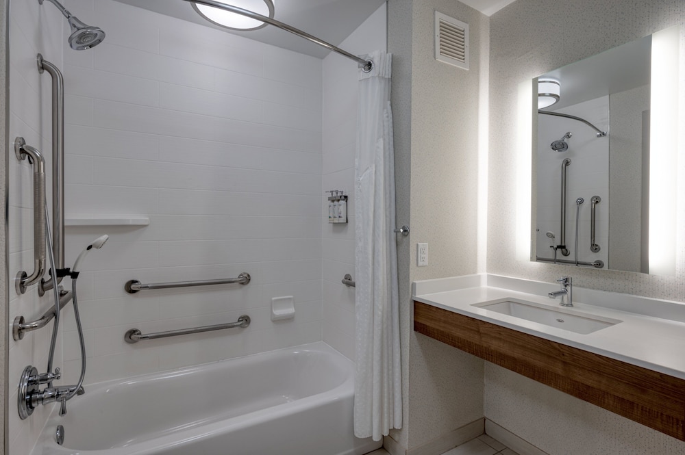 Holiday Inn Express Radcliff Fort Knox by IHG - photo 25