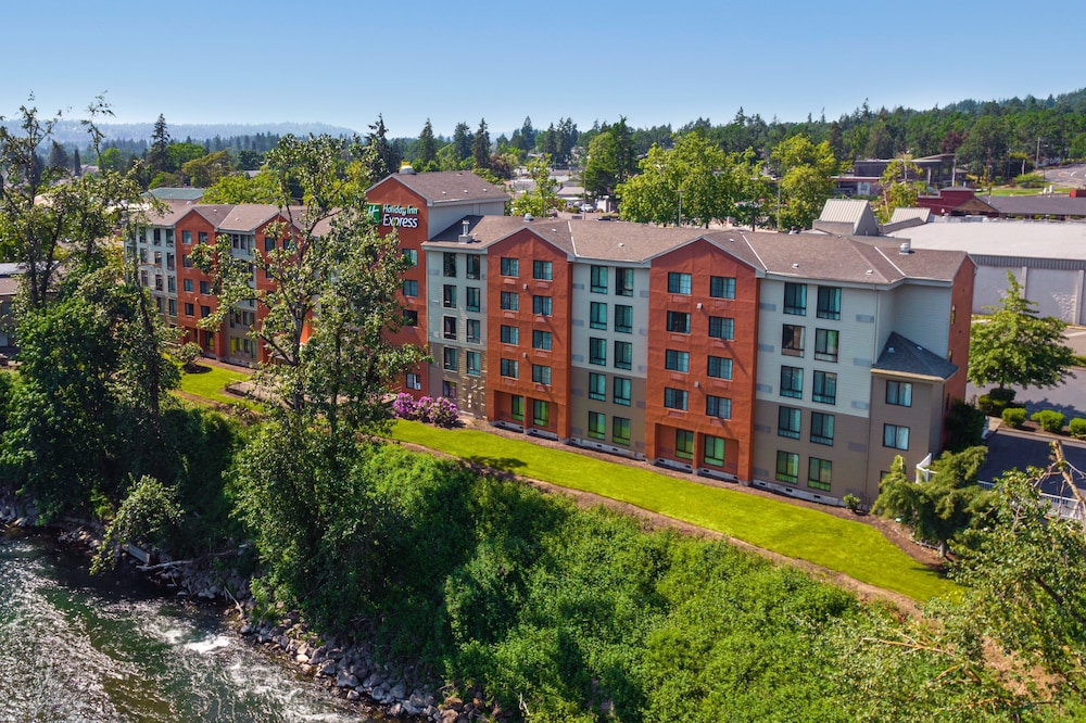 Holiday Inn Express Portland Se Clackamas Area By Ihg — Gladstone