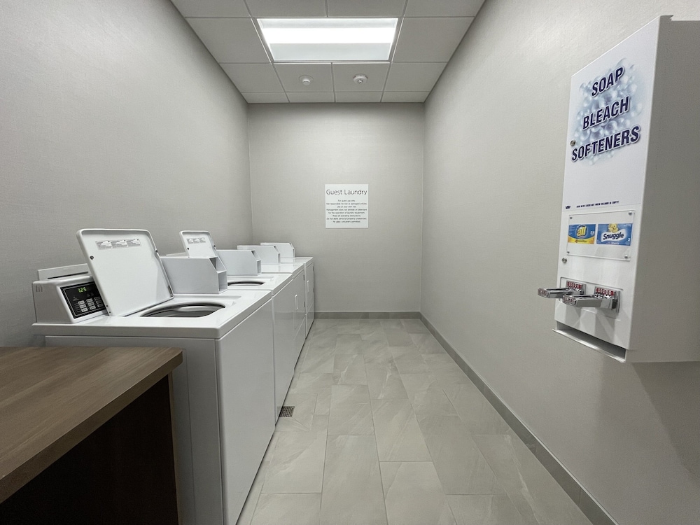 Holiday Inn Express & Suites Ft. Smith Airport by IHG - photo 32