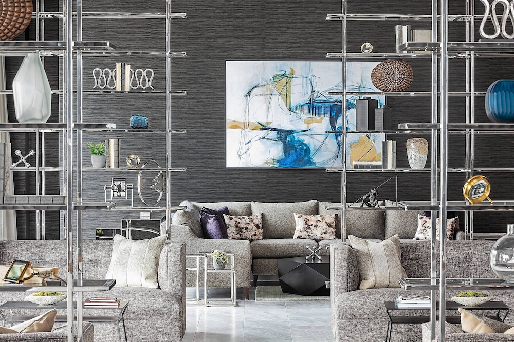 Envue Autograph Collection - photo 3