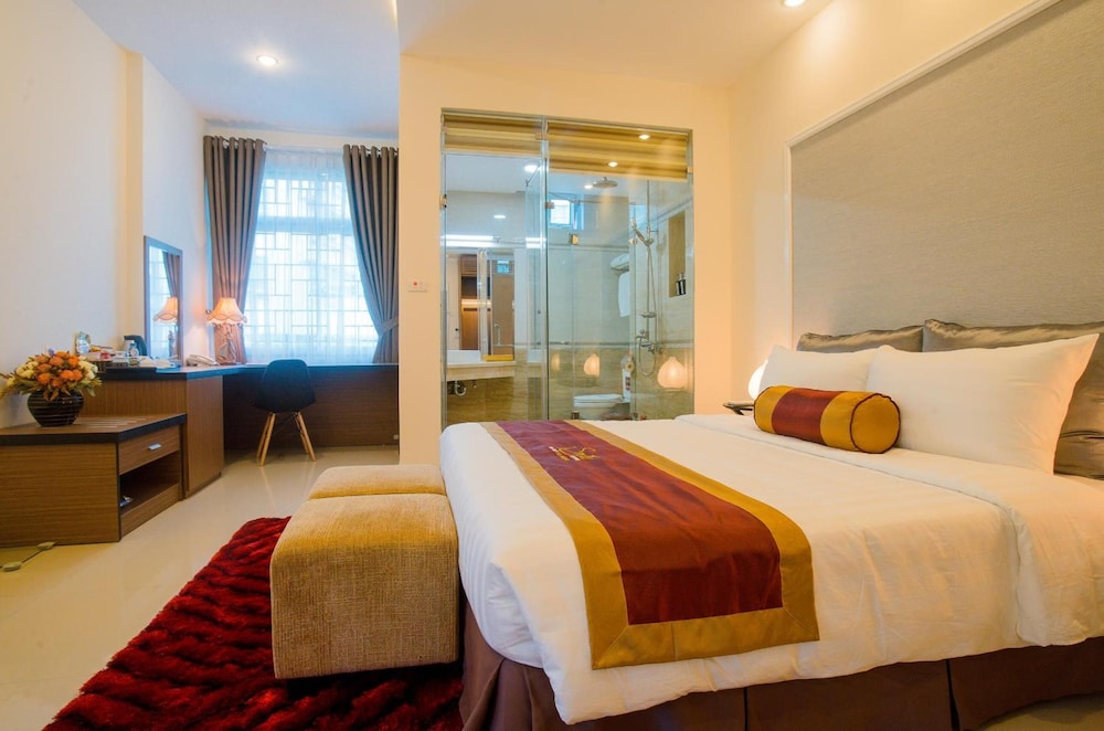Smile Hotel - last minute hotel in Hanoi
