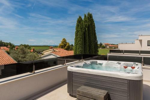 Holiday Home Blossom by SeeAdria — 4-Star Luxury Hotel in Novigrad, Croatia