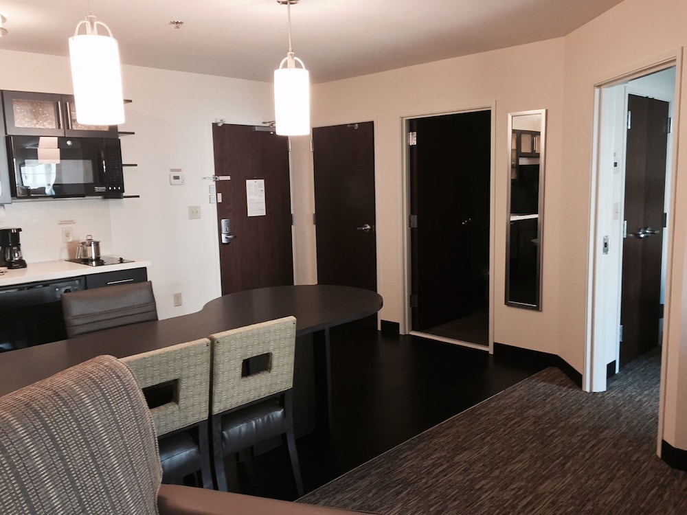 Candlewood Suites Youngstown W I 80 Niles Area by IHG - photo 11