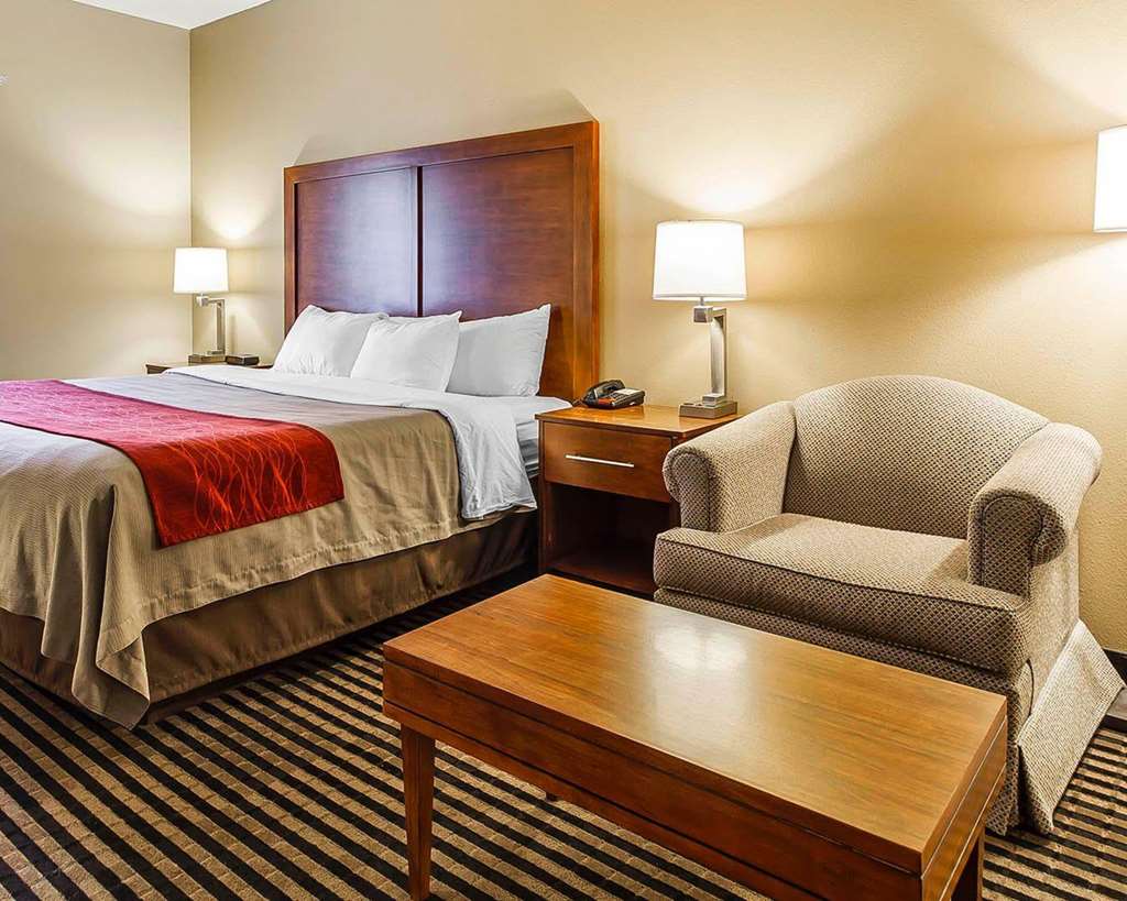 Comfort Inn Owatonna near Medical Center - photo 43