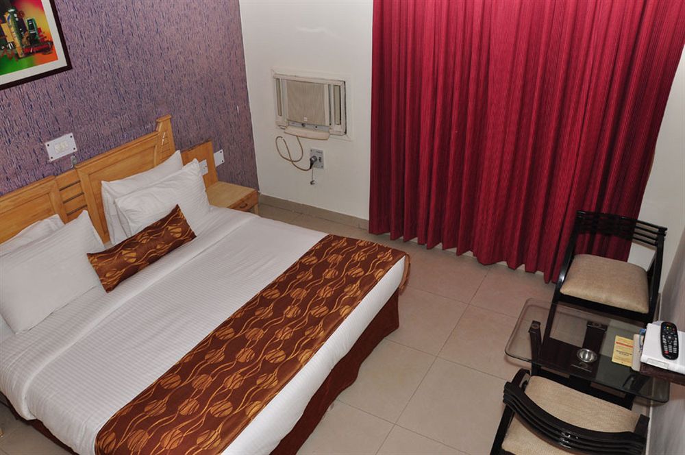 Hotel Abhay Palace in Ghaziabad, India