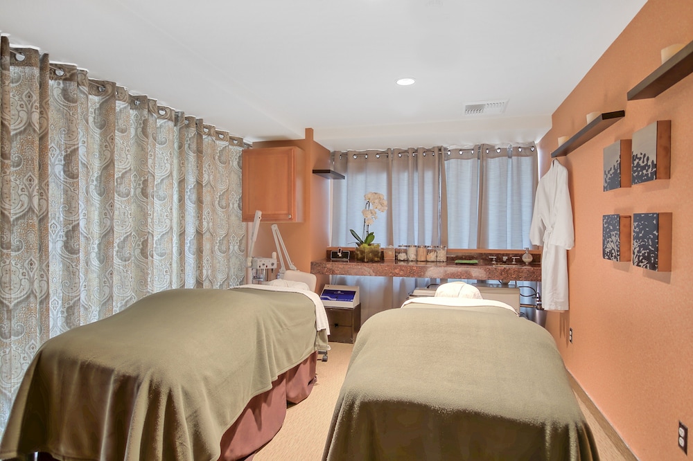 Omni Los Angeles Hotel at California Plaza - photo 58