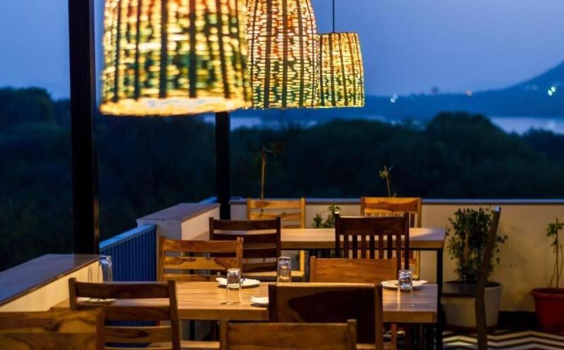 Casa Blanca Lakecity — 4-Star Luxury Hotel in Udaipur, India