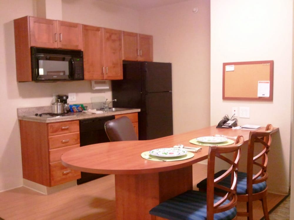 Candlewood Suites Greenville NC by IHG - photo 30