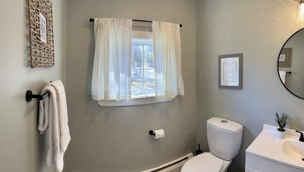 Valcour Inn & Boathouse - photo 57
