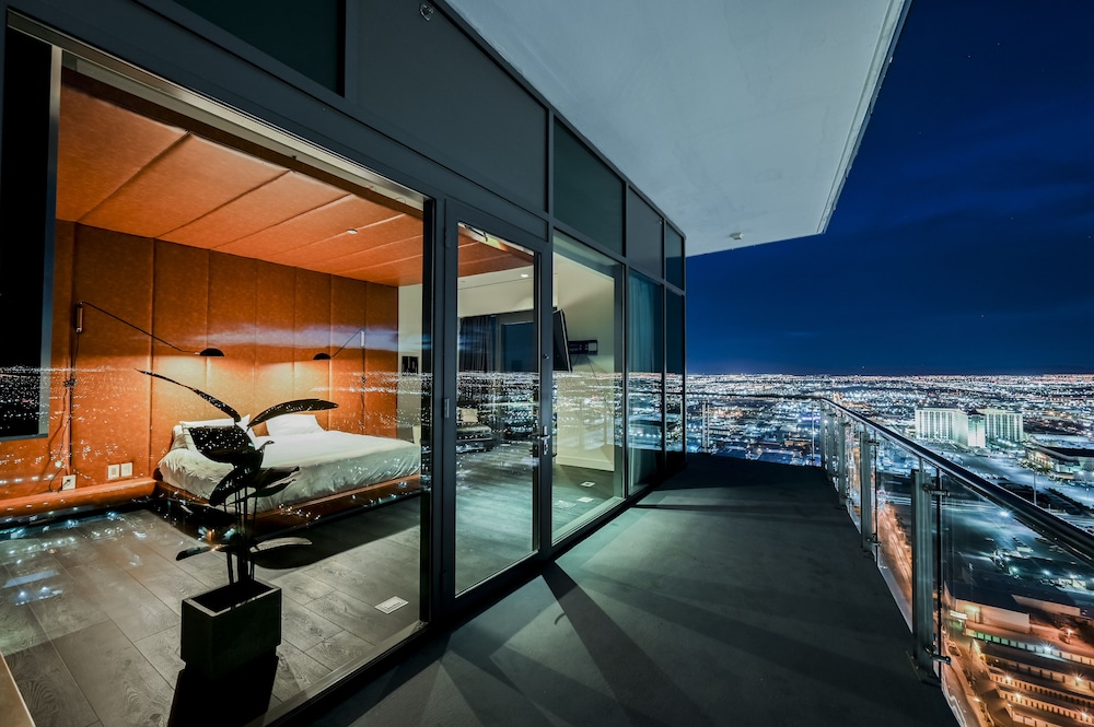 StripViewSuites at Palms Place Penthouses - photo 137