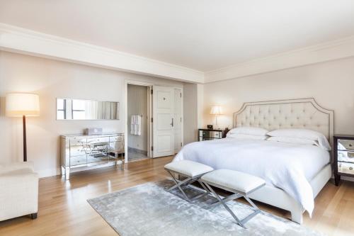 Central Park South Deluxe Studio
