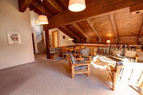 Chesa Munteratsch 3 1 2 Zimmerwohnung 508 Typ H — 4-Star Luxury Hotel in Silvaplana, Switzerland