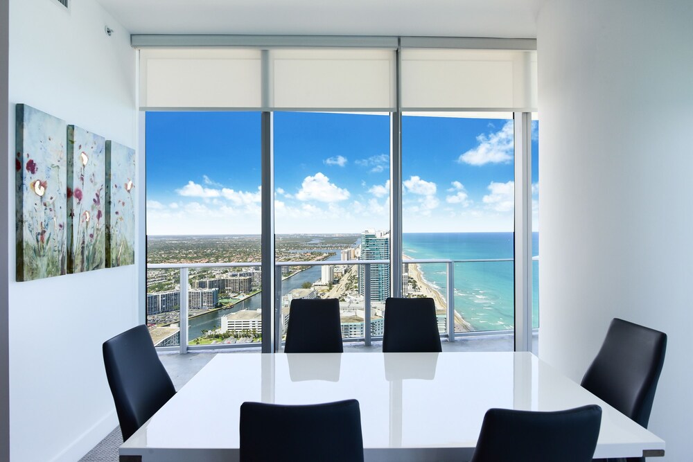 Contemporary Beach Resort Condos - photo 53