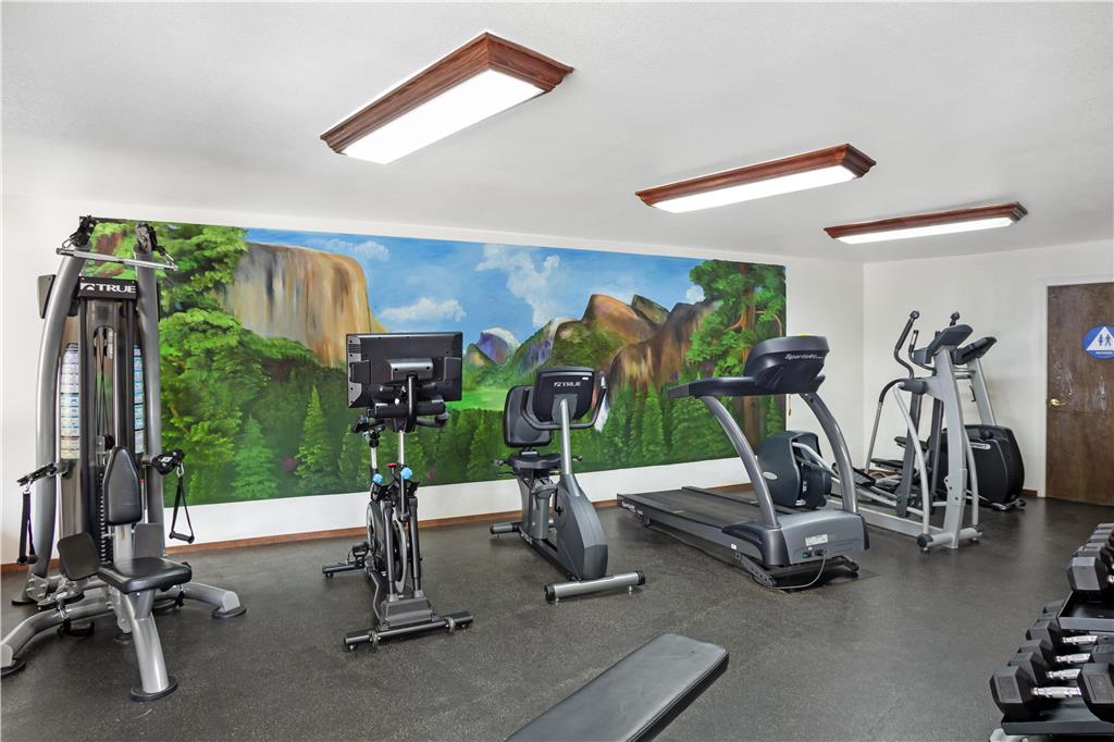 Best Western Plus Yosemite Gateway Inn - photo 10
