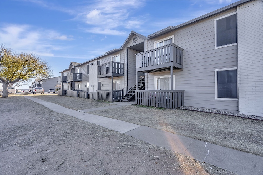 Relaxing Quaint 1BR in Heart of Midland - photo 57