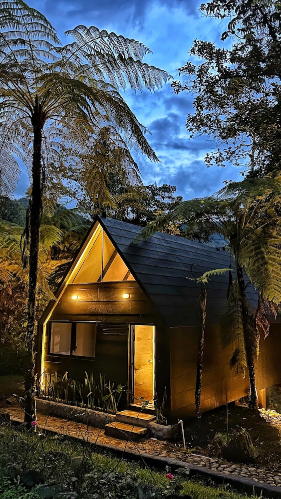 Finca Turística de Alojamiento Rural Avalon in Jardin, Colombia