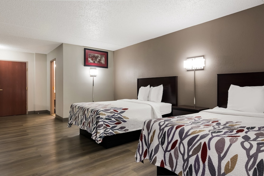 Red Roof Inn Hartford New Britain - photo 11