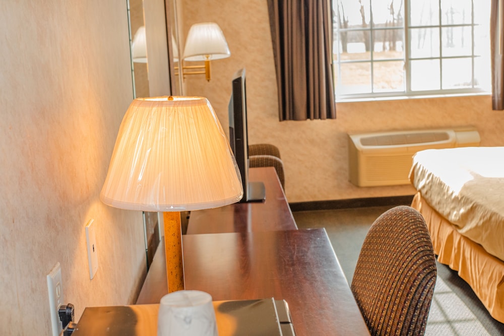 Colfax Inn - photo 20