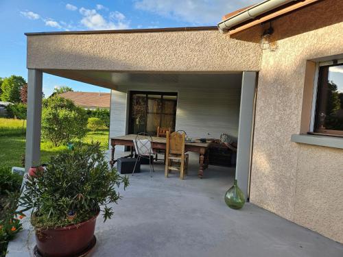 Studio Cosy - carbon neutral hotel in Corbelin