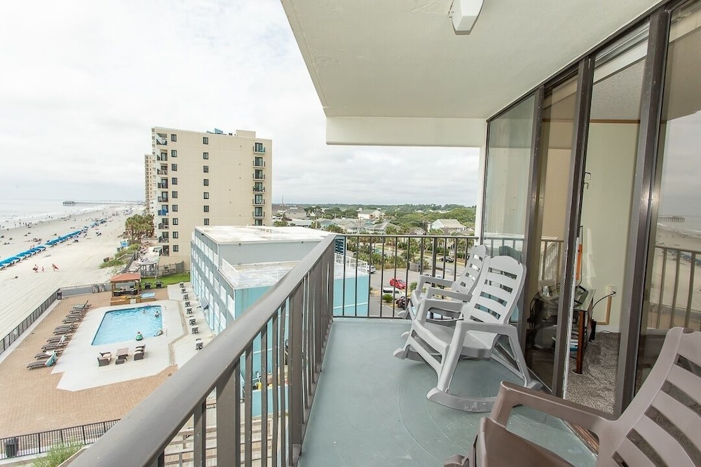 Royal Garden Resort 515 2 Bedroom Condo by RedAwning - photo 26