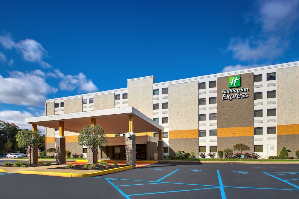 Holiday Inn Express Pittston Scranton Airport an IHG Hotel - featured photo