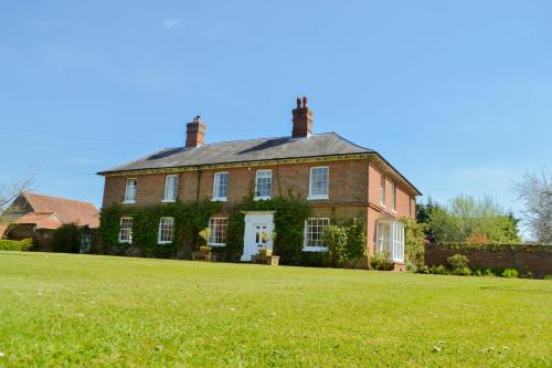 Sankence Lodge B&B — 5-Star Luxury Hotel in Norwich, United Kingdom