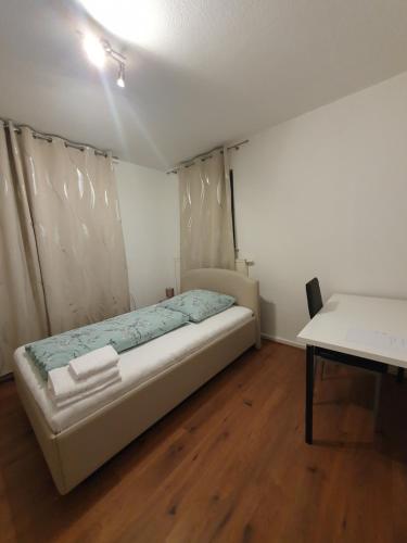 Schönes Privatzimmer an der Universitätsklinik Mainz in Mainz, Germany