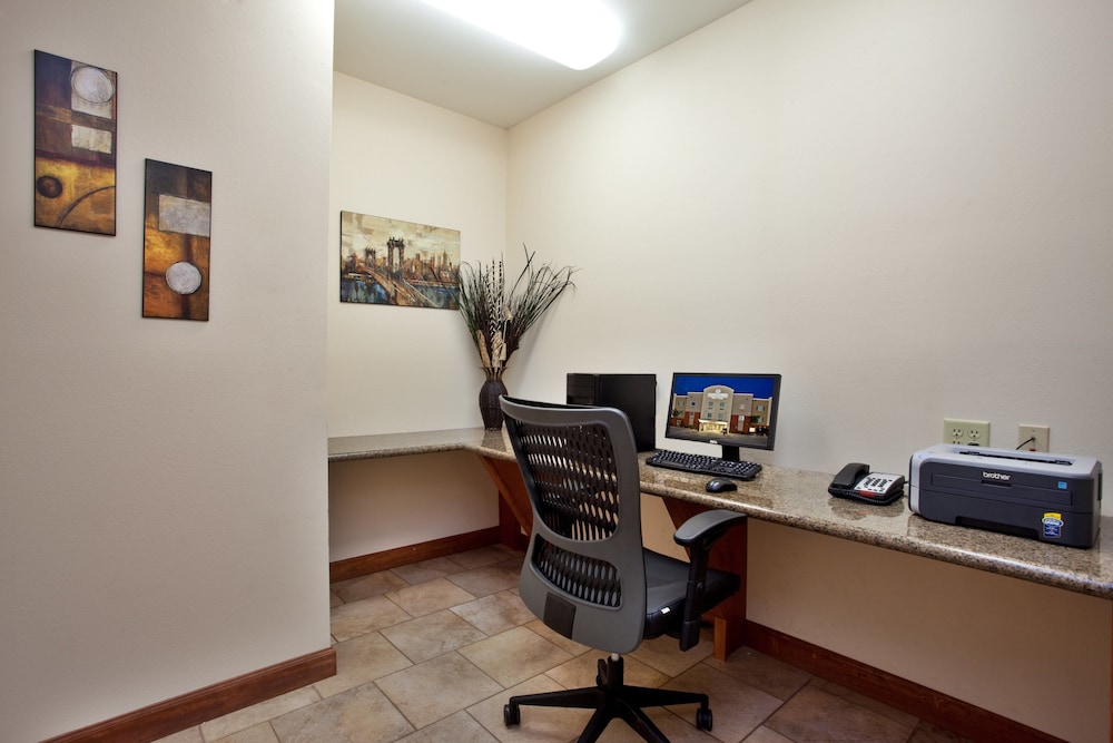 Candlewood Suites New Iberia by IHG - photo 43