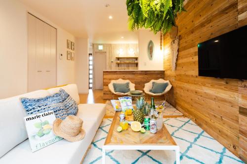 Guesthouse Seawall — 4-Star Luxury Hotel in Ginowan, Japan
