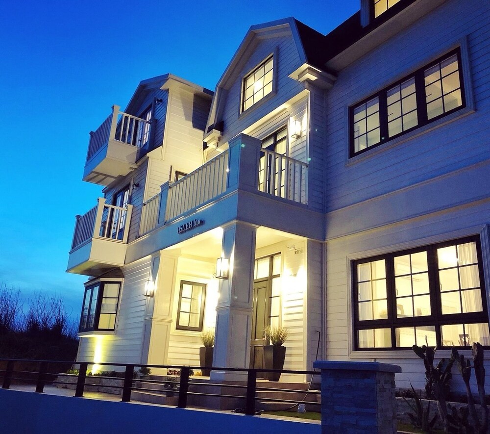 Hsueh Inn — Magong