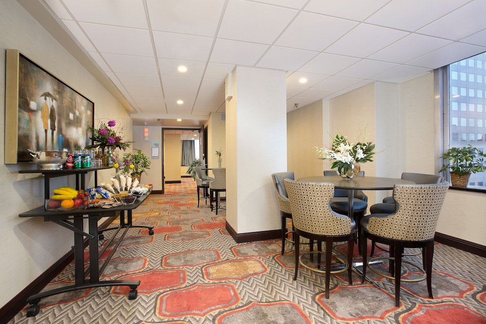 Holiday Inn Express Denver Downtown by IHG - photo 27