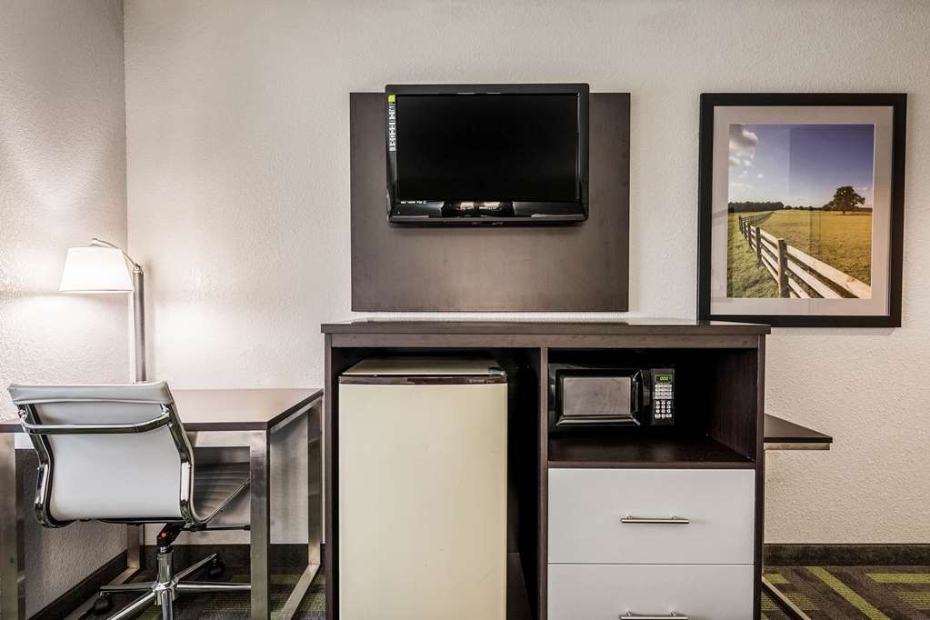 Quality Inn Grove City Columbus South - photo 10