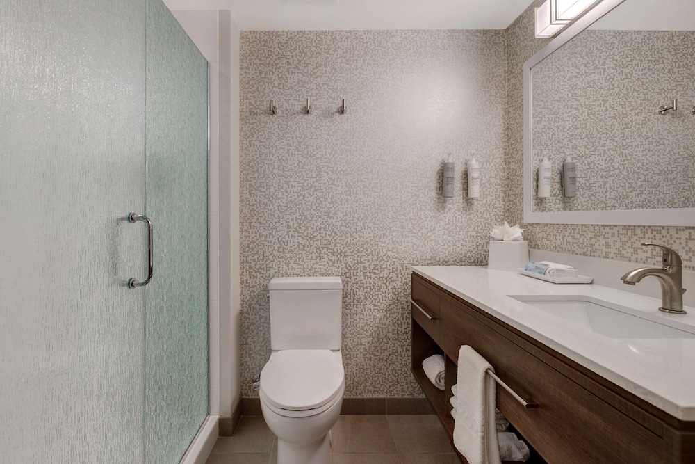 Home2 Suites by Hilton Las Vegas I 215 Curve - photo 25
