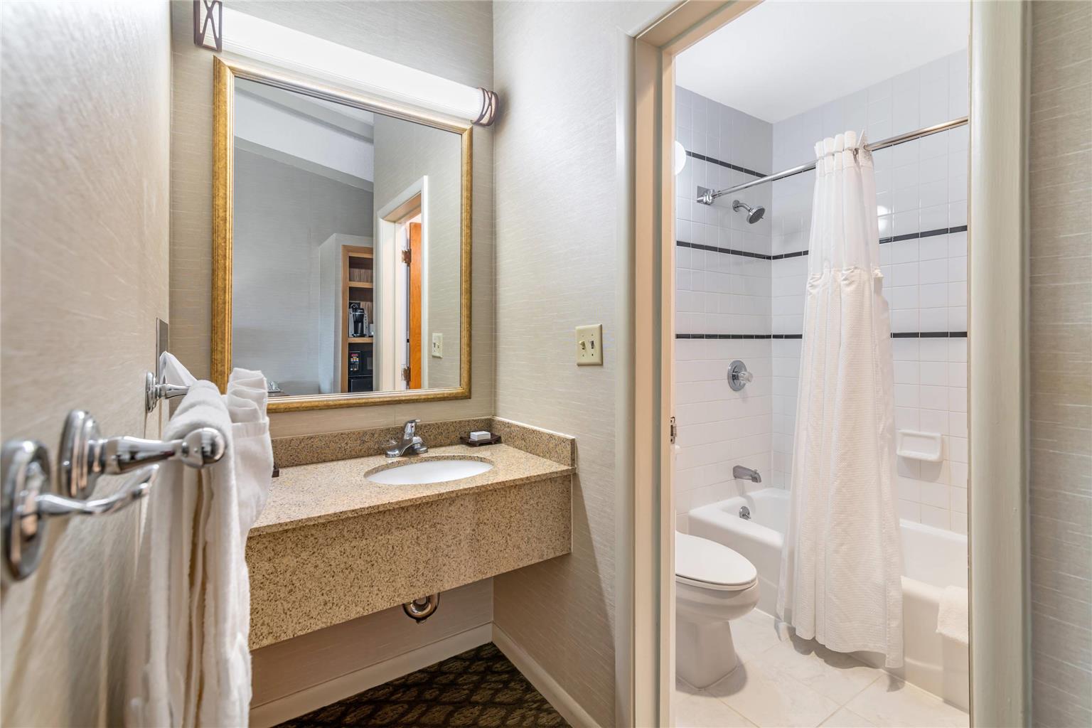 The Inn at Gran View Ogdensburg an Ascend Collection Hotel - photo 19