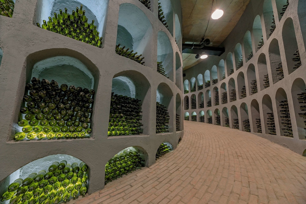 מזון ומשקאות