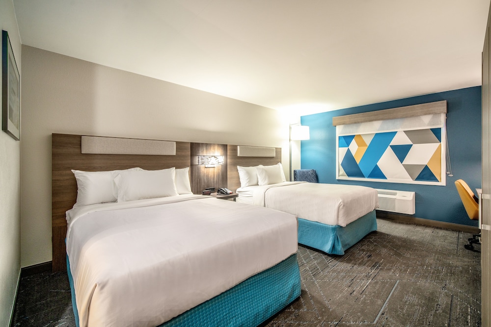 Holiday Inn Express & Suites Phoenix Mesa West by IHG - photo 10
