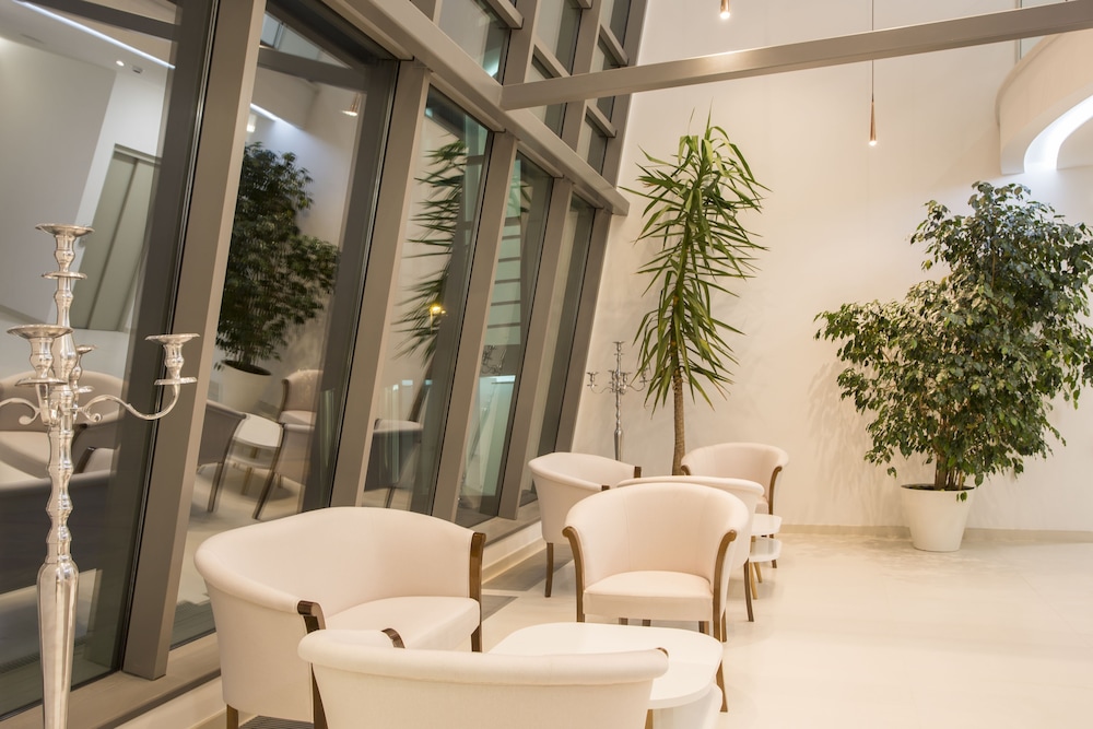 Adrion Aparthotel — Pula — photo 4