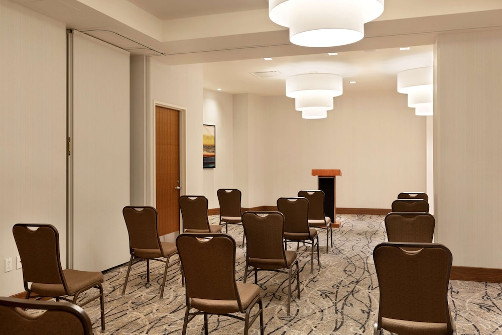 Hilton Garden Inn Long Island City New York - photo 42