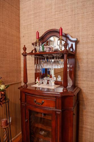 The Historic Wolf Hotel - photo 50