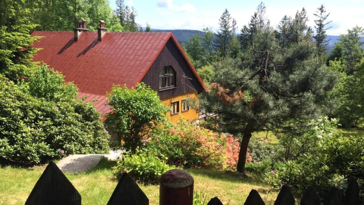 Dom na Szczycie Góry Równica in Ustron, Poland