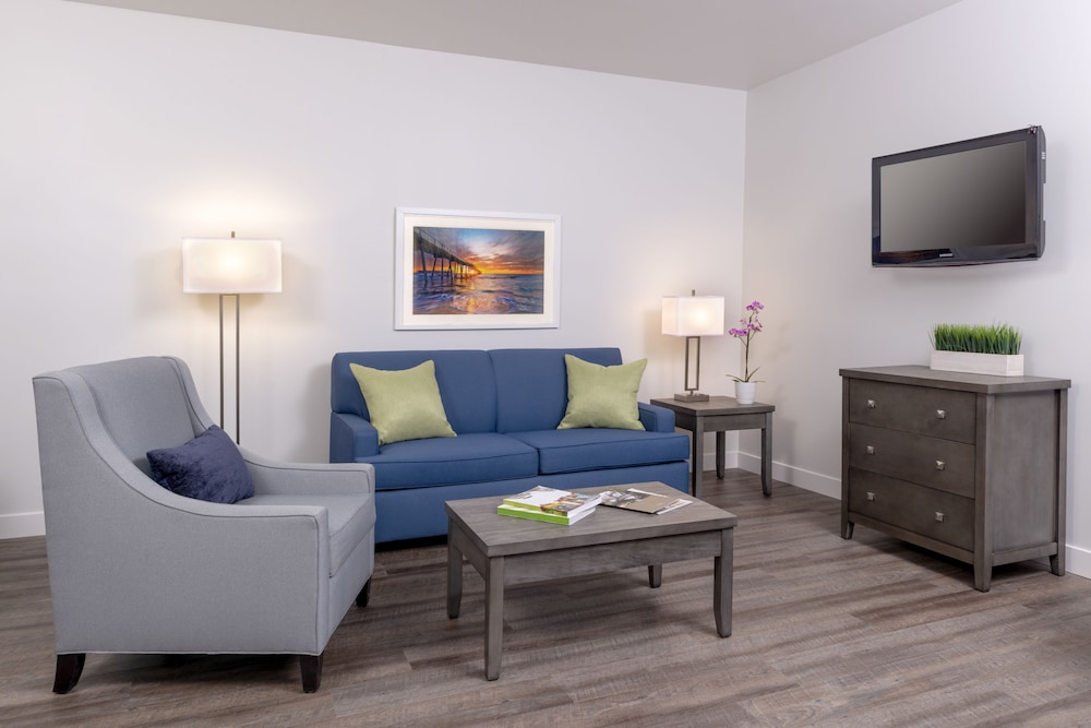 Beachfront Inn and Suites at Dana Point - photo 14