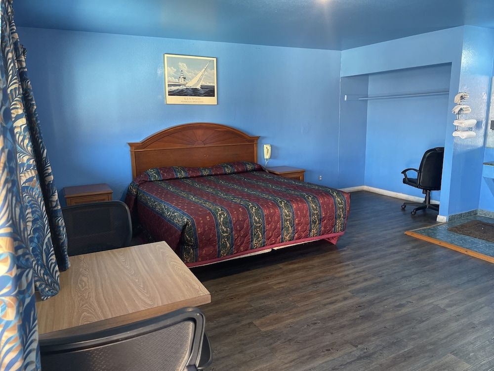 Full Moon Inn - photo 8