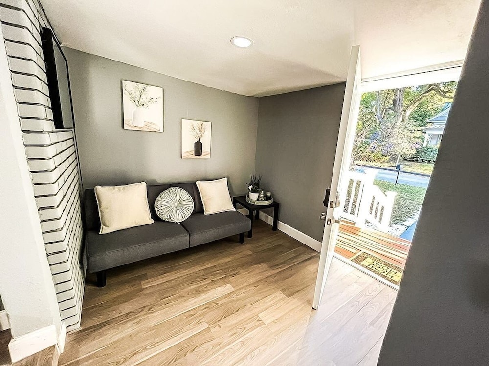 Modern space in the heart of Tampa - photo 8