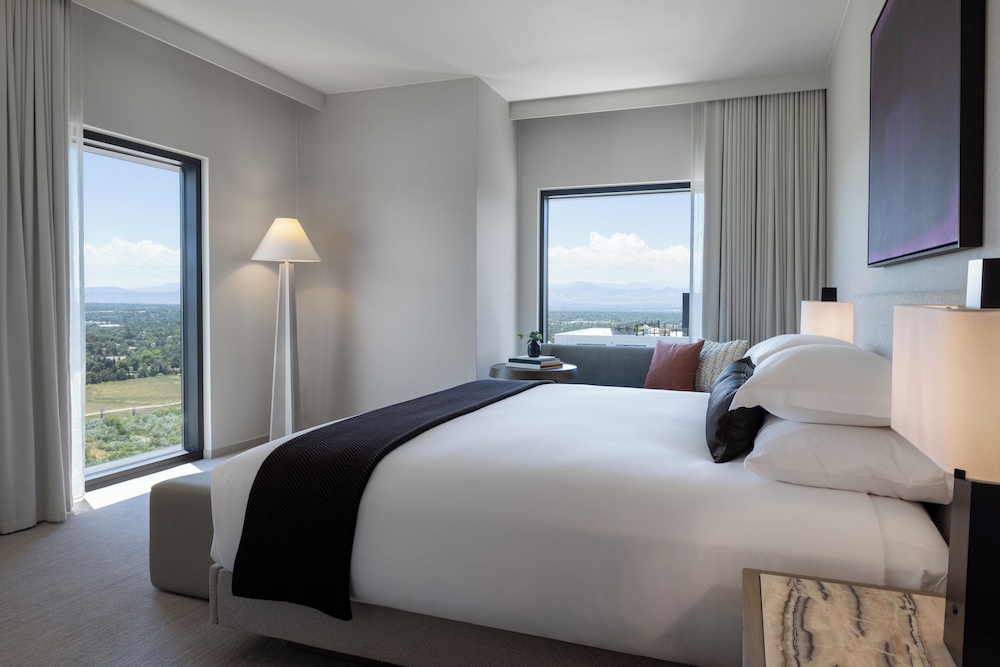 Kimpton Claret Hotel by IHG - photo 16