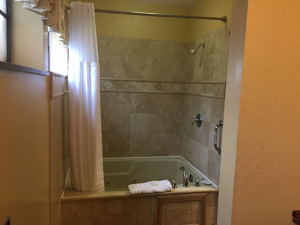 Seacrest Inn - photo 140