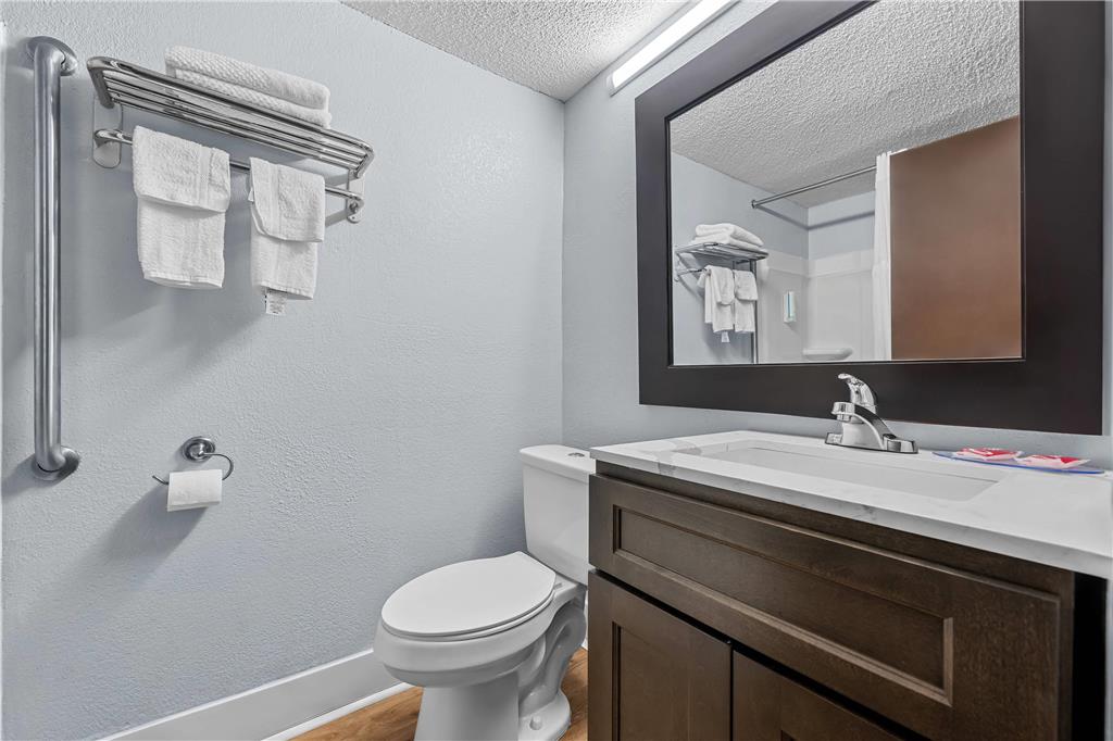 Econo Lodge Montgomery South I 65 - photo 25