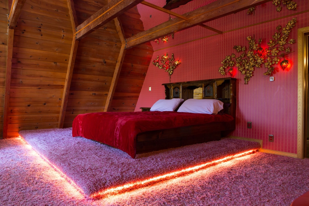 Hicksville Pines Chalets & Motel - photo 9