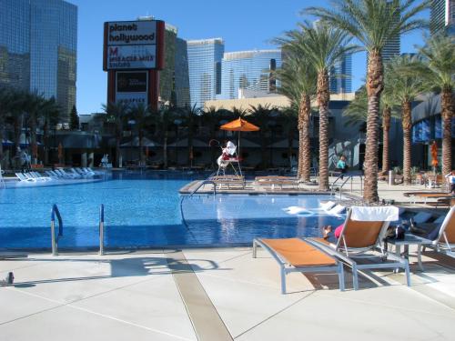Suites at Elara Las Vegas Strip No Resort Fees