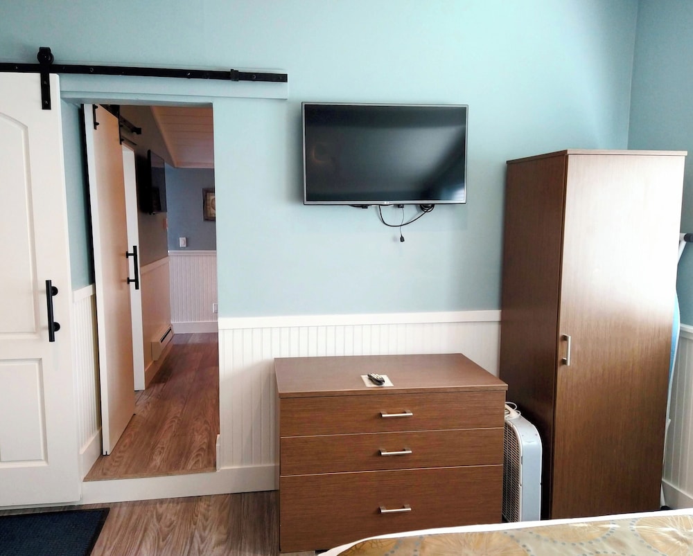 Ocean Echo Inn and Beach Cottages - photo 23
