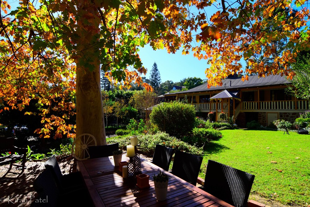 Possum Creek Lodge — 4-Star Luxury Hotel in Gooseberry Hill, Australia